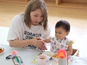 ６月の子育て支援センター「さくらの森」第２回給食たべちゃおっ💗の様子です。次回は１０・１１月です！